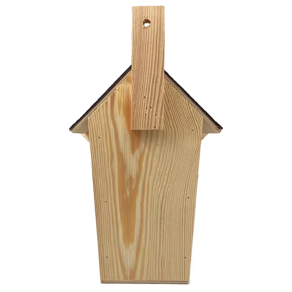 achterkant van een houten nest huisje