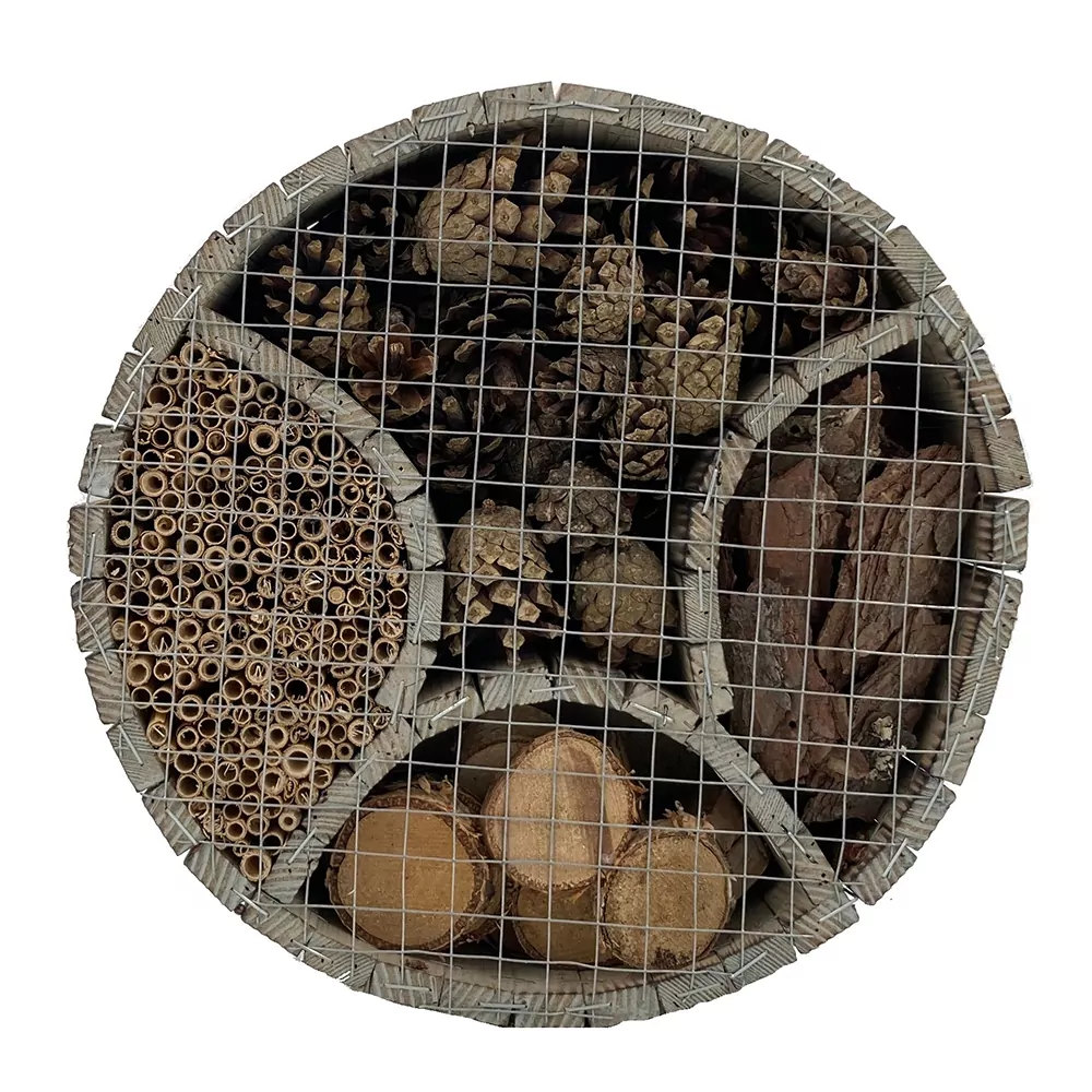 rond gevlamd insectenhotel